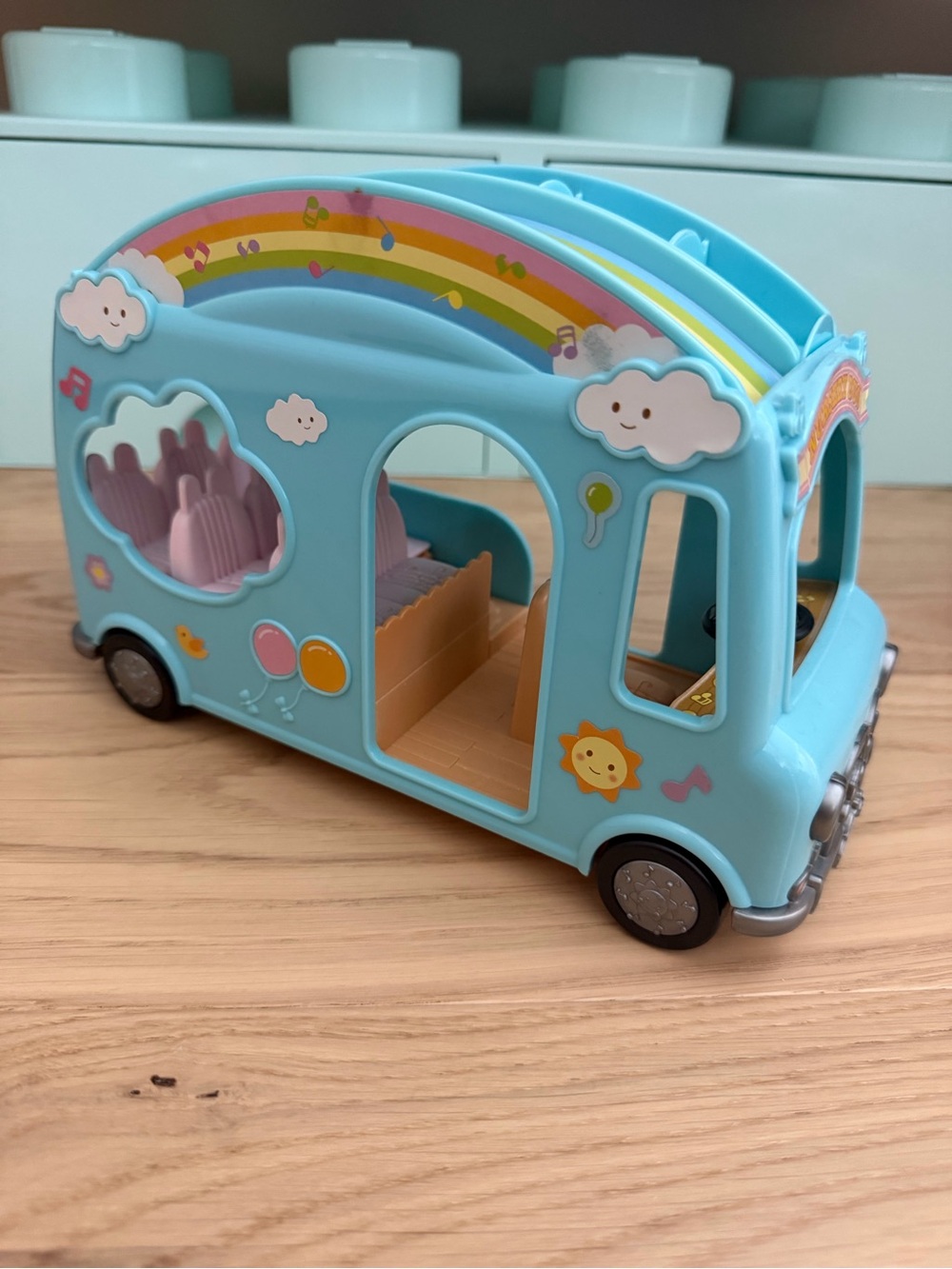 Calico Critters Blue Sunshine Nursery Bus